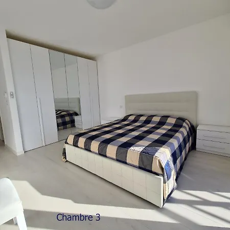 Luxurious Penthouse With Magnificent Views Over The Bay Of 10 Peoples 公寓 *