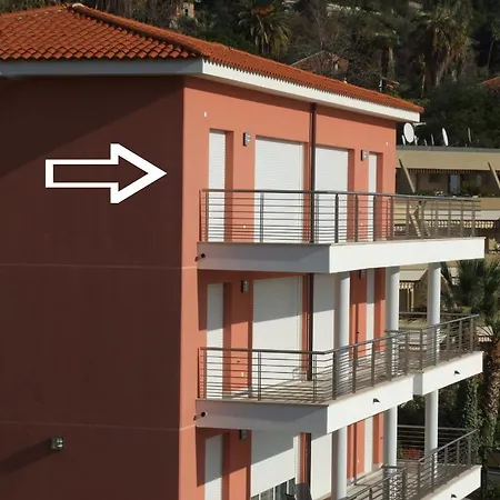 Luxurious Penthouse With Magnificent Views Over The Bay Of 10 Peoples 公寓