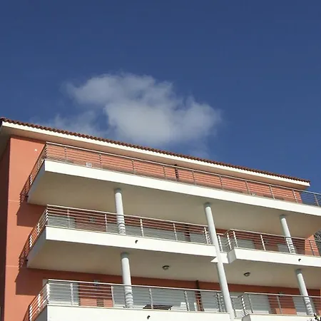 Luxurious Penthouse With Magnificent Views Over The Bay Of 10 Peoples 公寓 芒通