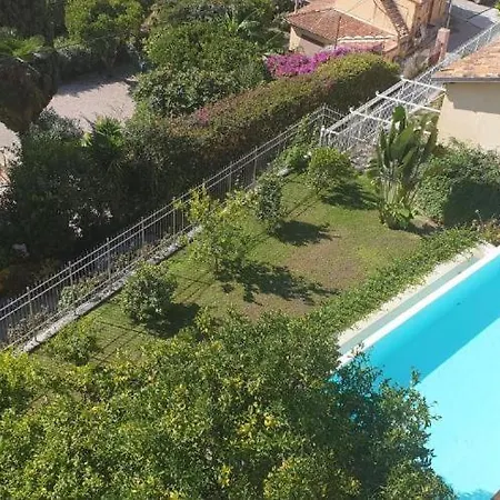 公寓 Luxurious Penthouse With Magnificent Views Over The Bay Of 10 Peoples *