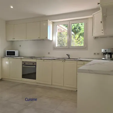 公寓 Luxurious Penthouse With Magnificent Views Over The Bay Of 10 Peoples