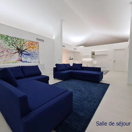 Luxurious Penthouse With Magnificent Views Over The Bay Of 10 Peoples 公寓 *