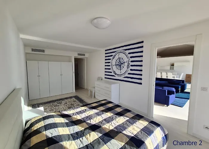 Lejlighed Luxurious Penthouse With Magnificent Views Over The Bay Of 10 Peoples *