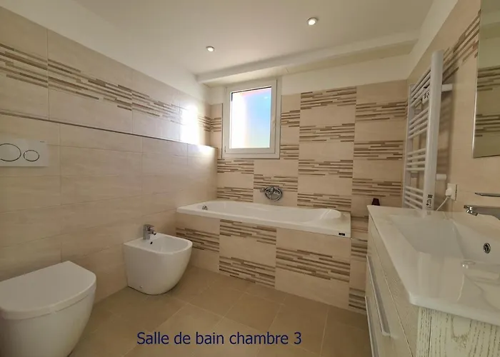 Luxurious Penthouse With Magnificent Views Over The Bay Of 10 Peoples Lejlighed *