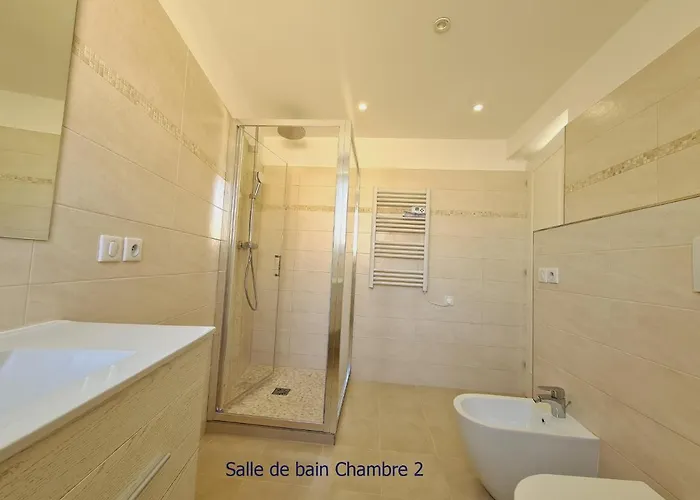 Luxurious Penthouse With Magnificent Views Over The Bay Of 10 Peoples *